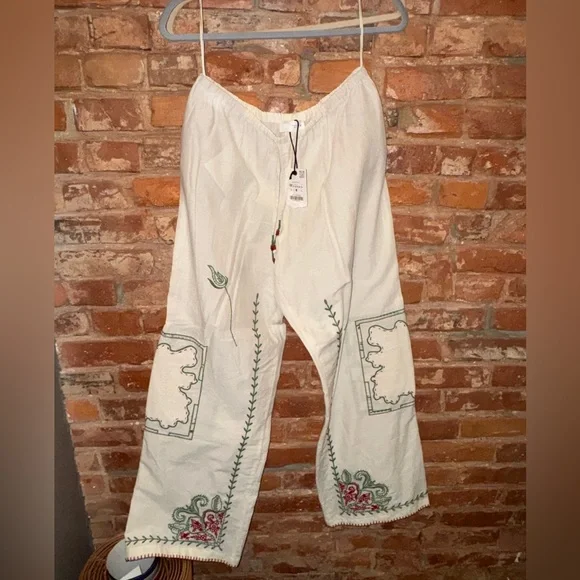 Zara Cream Drawstring Wide-Leg Pants with Green & Red Embroidery - Picture 2 of 3
